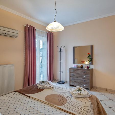House Of Velenia - 2 Bedroom Apartment Near Old Town, Airport And Bus Station Corfu  Buitenkant foto