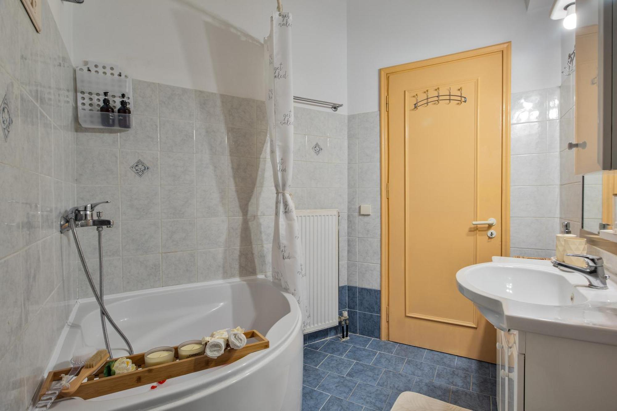 House Of Velenia - 2 Bedroom Apartment Near Old Town, Airport And Bus Station Corfu  Buitenkant foto