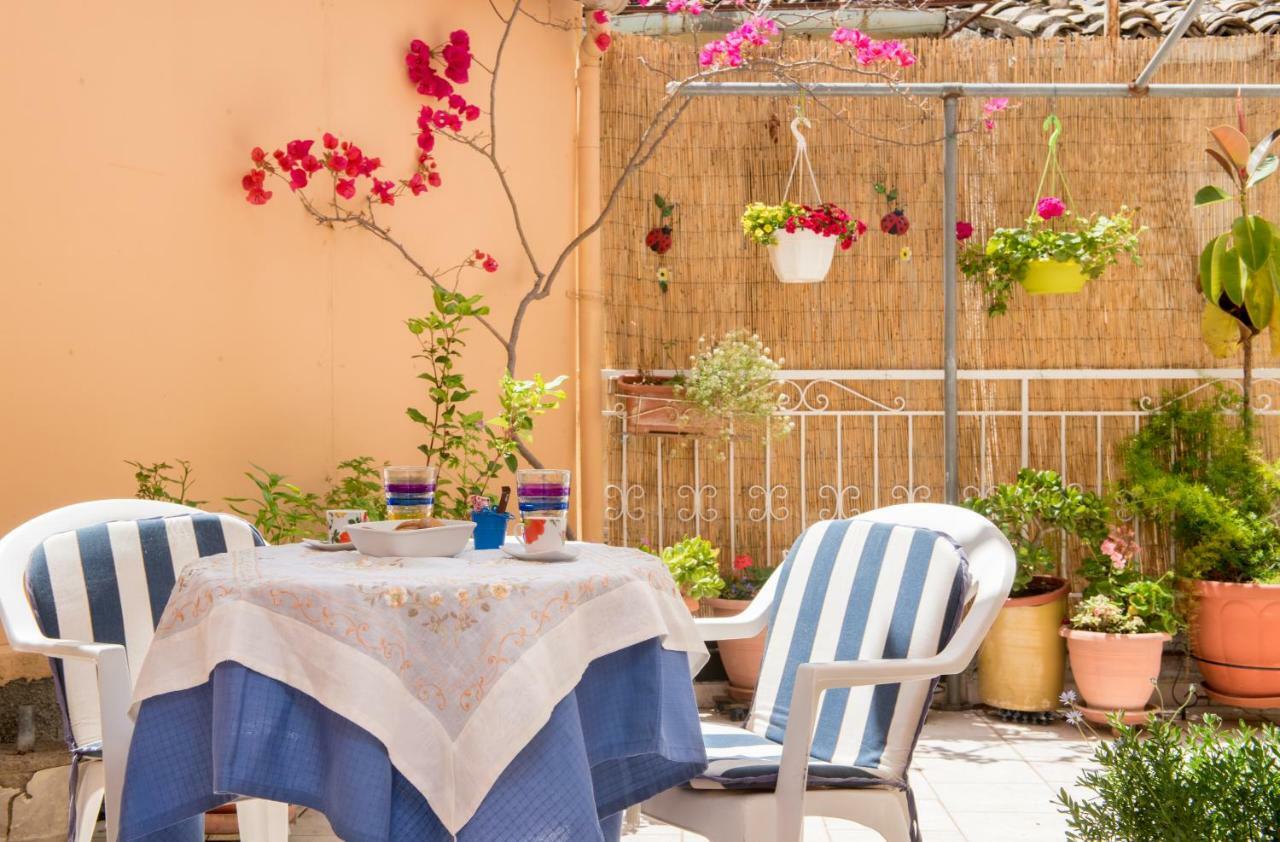 House Of Velenia - 2 Bedroom Apartment Near Old Town, Airport And Bus Station Corfu  Buitenkant foto