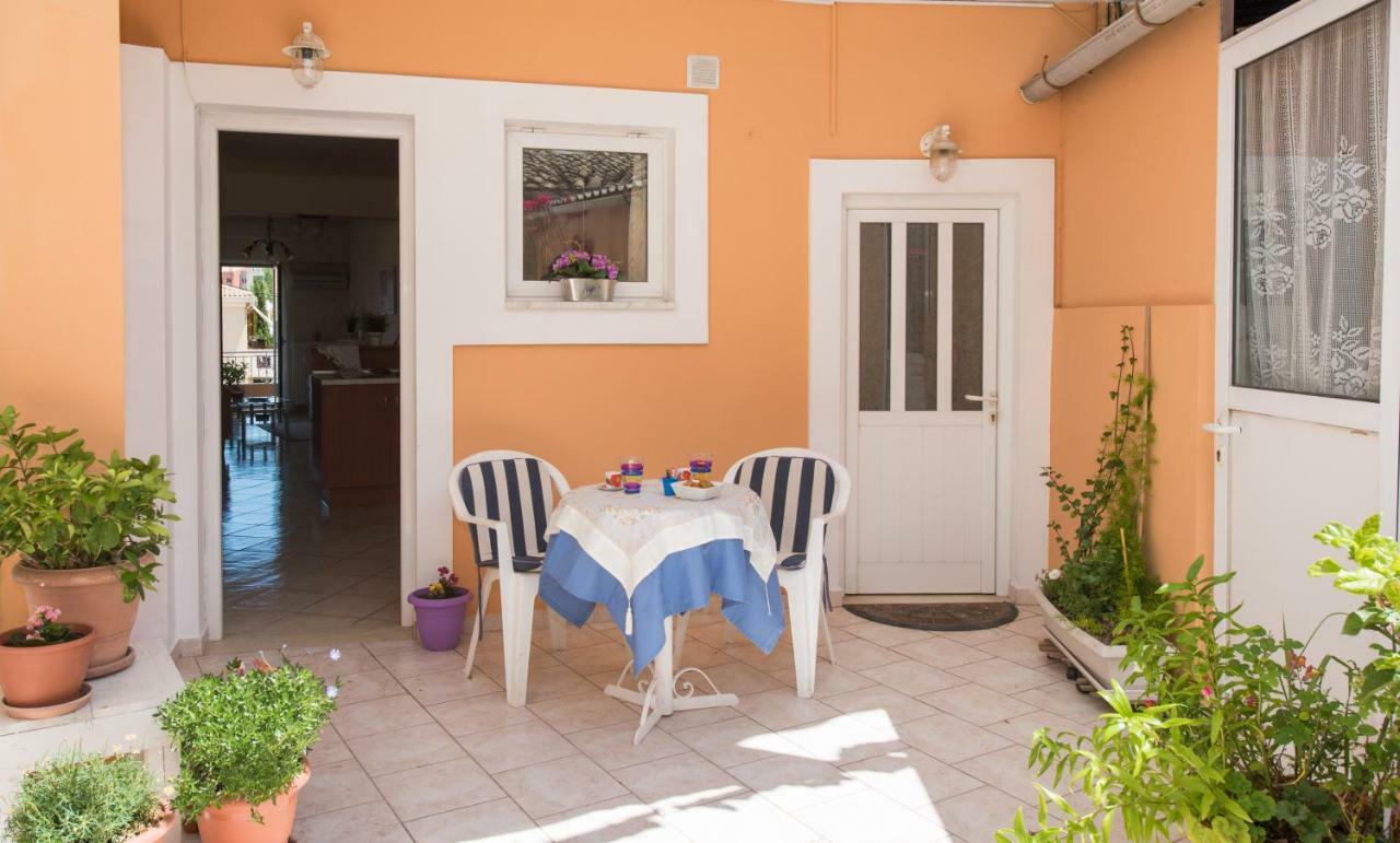 House Of Velenia - 2 Bedroom Apartment Near Old Town, Airport And Bus Station Corfu  Buitenkant foto